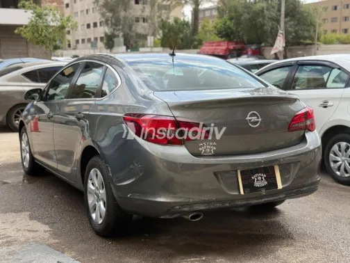 اوبل أسترا 2021 رمادي مستعملة للبيع - 4