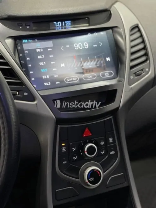 Hyundai Elantra 2015 Silver Used for Sale - 3