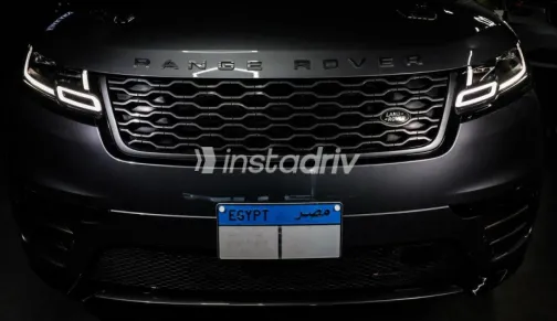 Land Rover Velar 2023 Gray Used for Sale - 7