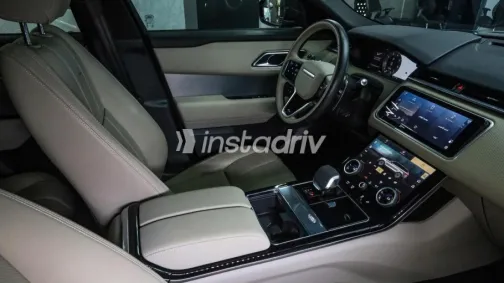 Land Rover Velar 2023 Gray Used for Sale - 10