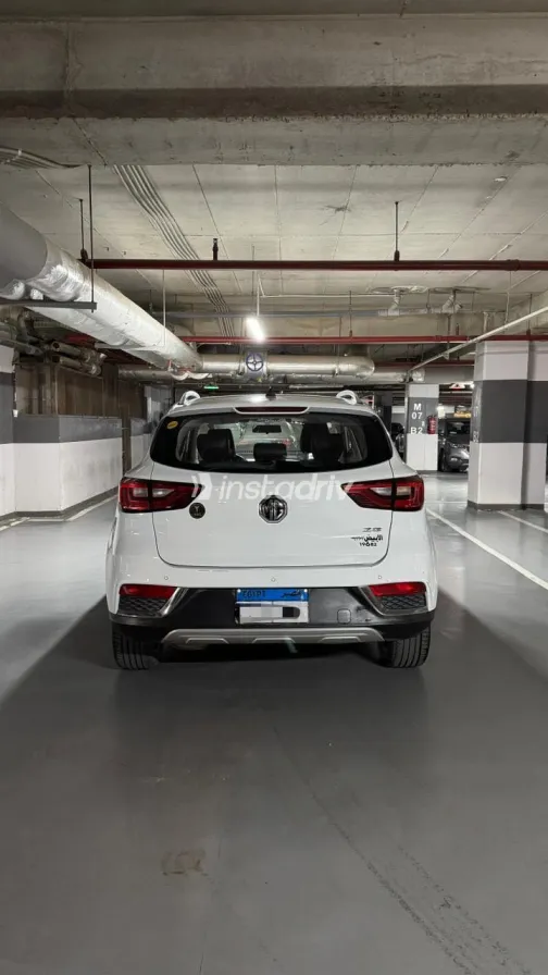 MG ZS 2021 White Used for Sale - 1