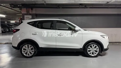 MG ZS 2021 White Used for Sale - 7