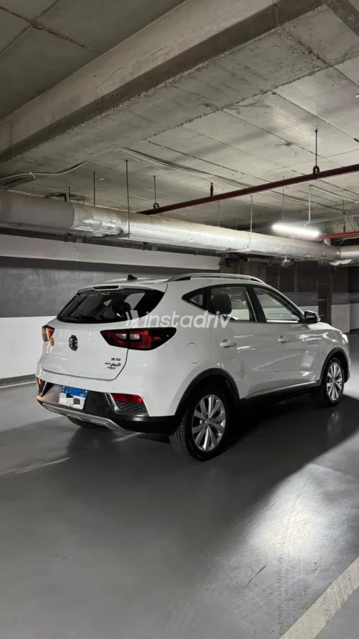 MG ZS 2021 White Used for Sale - 8