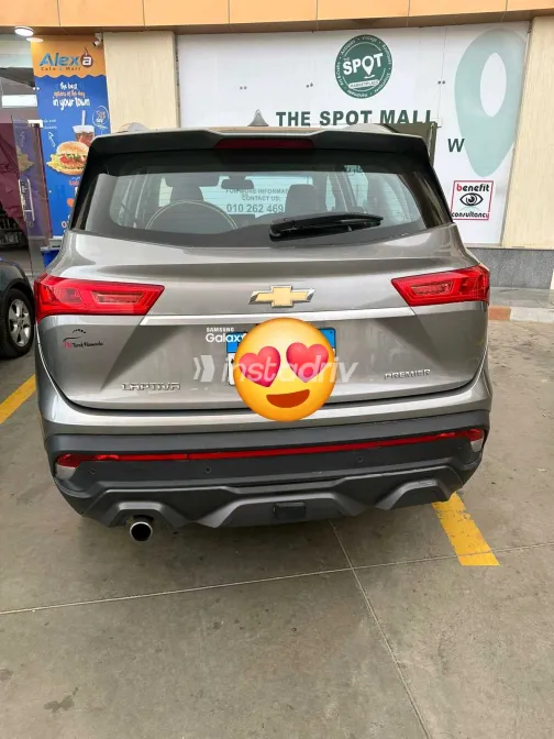 Chevrolet Captiva 2023 Bronze Used for Sale - 4