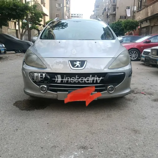بيجو 307 2008 ذهبي مستعملة للبيع - 1