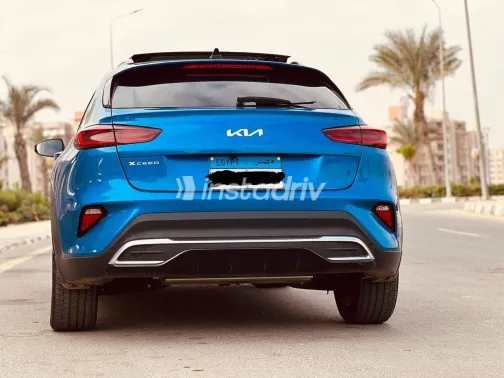 كيا اكسيد 2025 أزرق مستعملة للبيع - 3