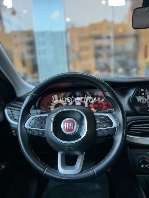 Fiat Tipo 2018 Brown Used for Sale - 9