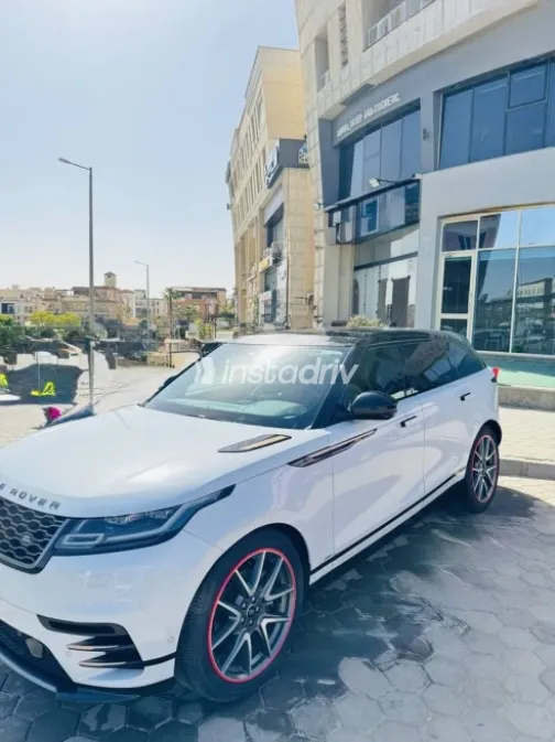 Land Rover Velar 2021 White Used for Sale - 3
