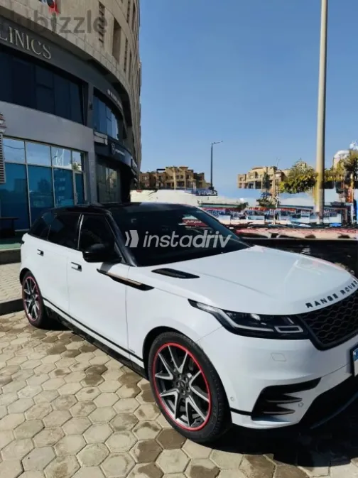 Land Rover Velar 2021 White Used for Sale - 4