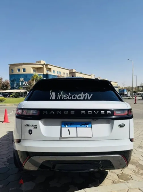 Land Rover Velar 2021 White Used for Sale - 6