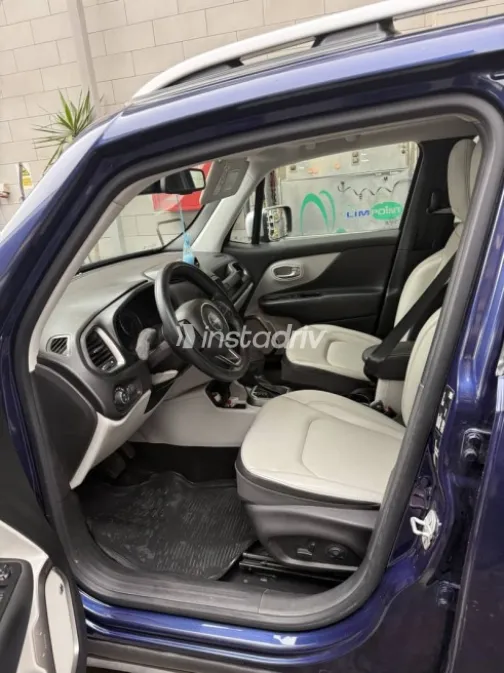 Jeep Renegade 2019 Dark Blue Used for Sale - 7
