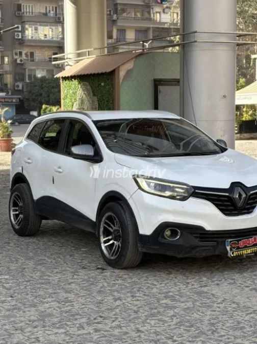 Renault Kadjar 2017 White Used for Sale - 5