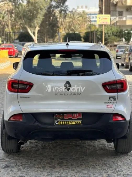 Renault Kadjar 2017 White Used for Sale - 7