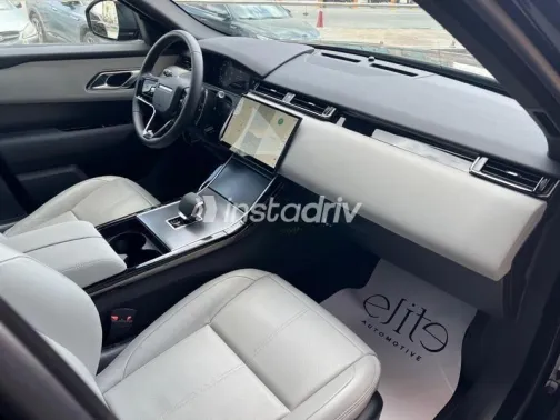 Land Rover Velar 2024 Black Used for Sale - 2