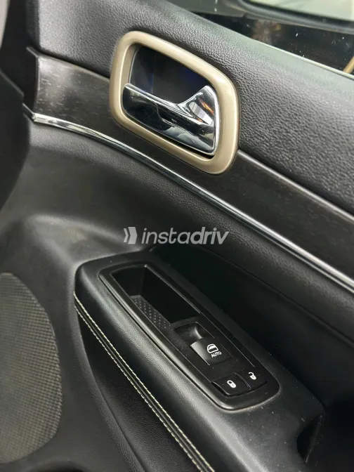 Jeep Grand Cherokee 2016 Silver Used for Sale - 4