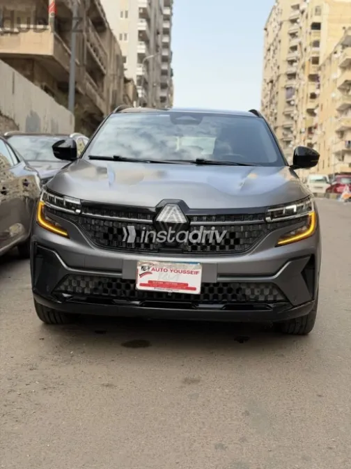 Renault Austral 2025 Gray Used for Sale - 2