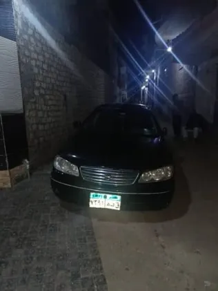 نيسان صنى 2008 أسود مستعملة للبيع