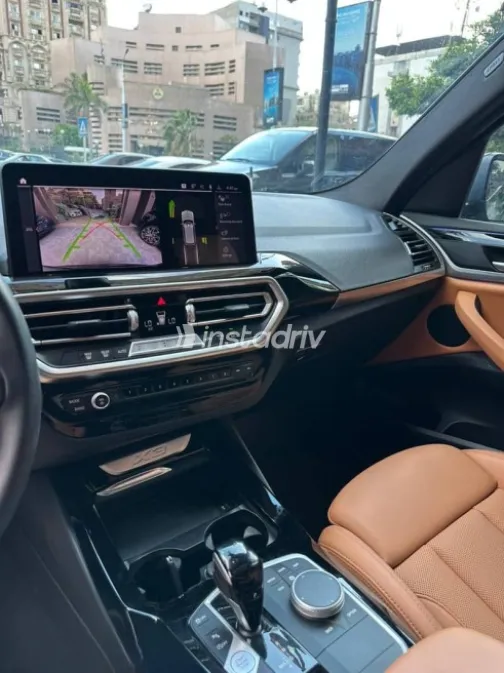 بي ام دبليو X3 2024 أزرق غامق مستعملة للبيع - 10
