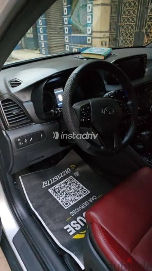 Hyundai Tucson 2021 Silver Used for Sale - 9