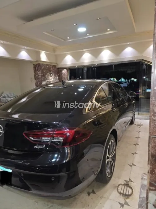 اوبل أنسيجنيا 2020 أسود مستعملة للبيع - 3