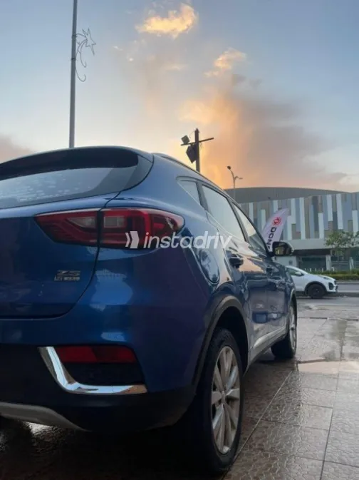 ام جى ZS 2019 أزرق غامق مستعملة للبيع - 4