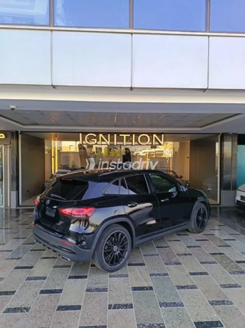 Mercedes GLA 200 2022 Black Used for Sale - 2