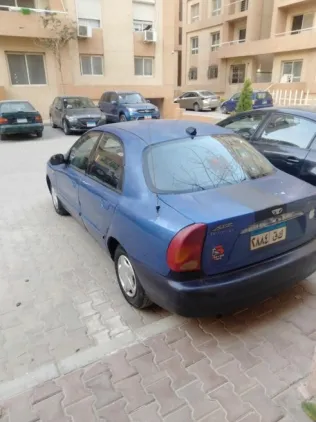 دايو لانوس 2 2004 أزرق مستعملة للبيع