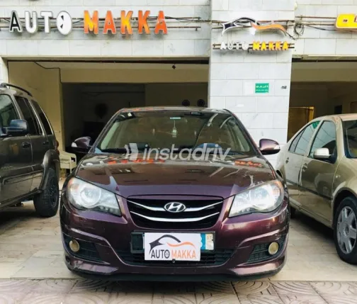 Hyundai Elantra 2021 White Used for Sale - 1