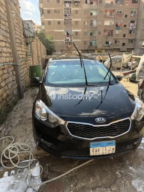 Kia Cerato 2017 White Used for Sale - 9