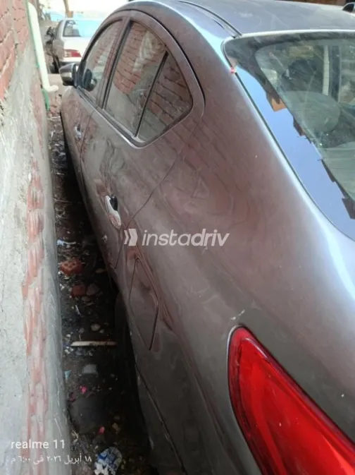 Nissan Sunny 2018 White Used for Sale - 3