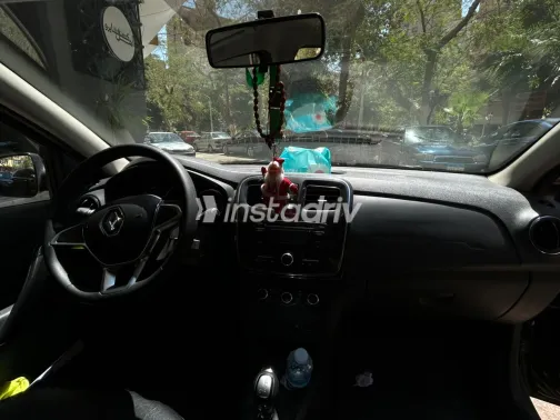 رينو سانديرو 2021 أسود مستعملة للبيع - 1