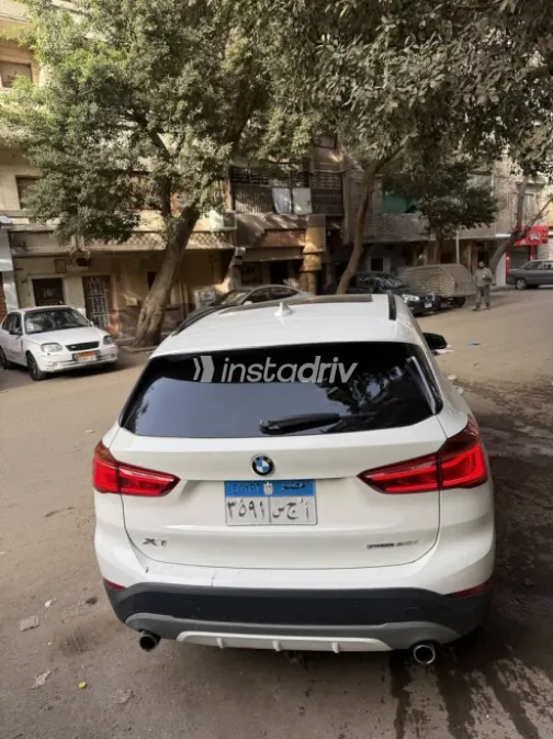 بي ام دبليو X1 2018 أبيض مستعملة للبيع - 5