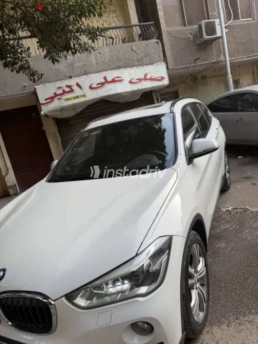 بي ام دبليو X1 2018 أبيض مستعملة للبيع - 6
