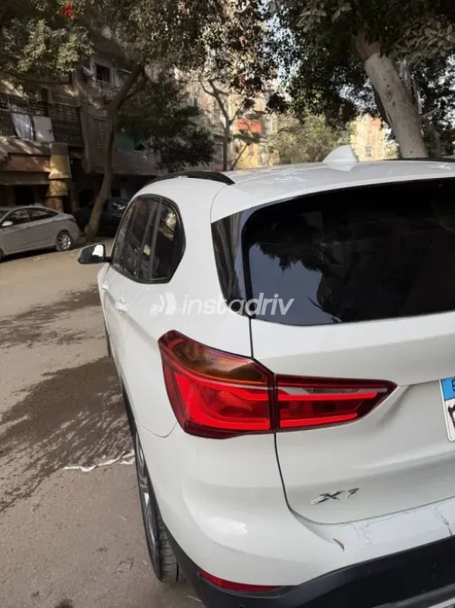 بي ام دبليو X1 2018 أبيض مستعملة للبيع - 8