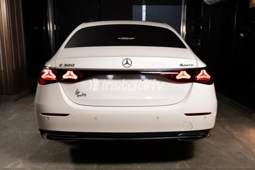 Mercedes E 300 2025 White Used for Sale - 10