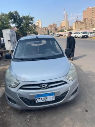 هيونداي I10 2015 فضي مستعملة للبيع