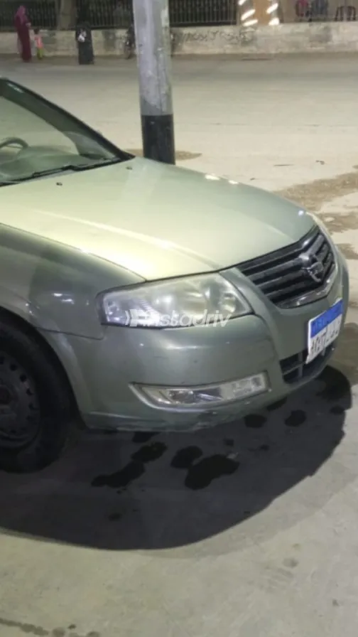 نيسان صنى 2011 أخضر مستعملة للبيع - 4