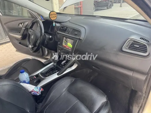 Renault Kadjar 2017 Silver Used for Sale - 9