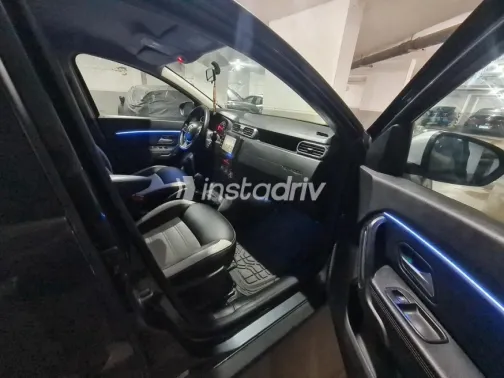 رينو داستر 2023 أبيض مستعملة للبيع - 4