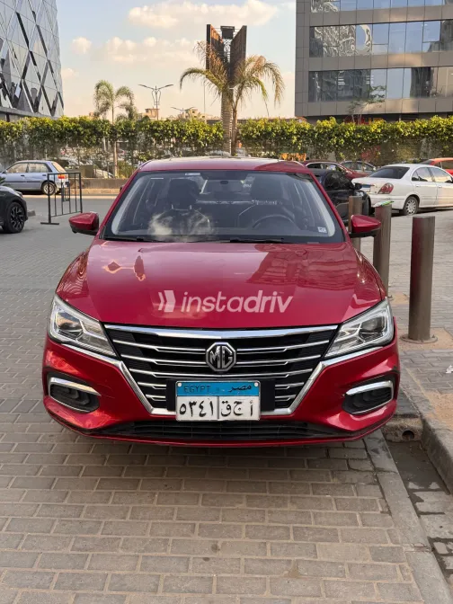 ام جى 5 2021 أحمر مستعملة للبيع - 9
