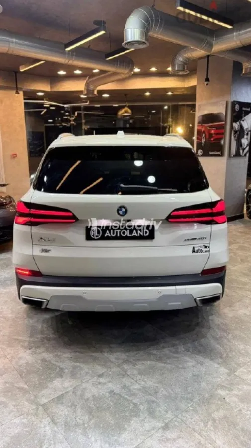 بي ام دبليو X5 2025 أبيض مستعملة للبيع - 4