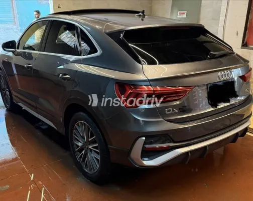 Audi Q3 2022 Gray Used for Sale - 2