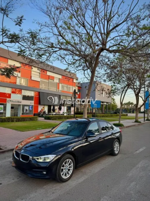 BMW 318 2019 Black Used for Sale - 10