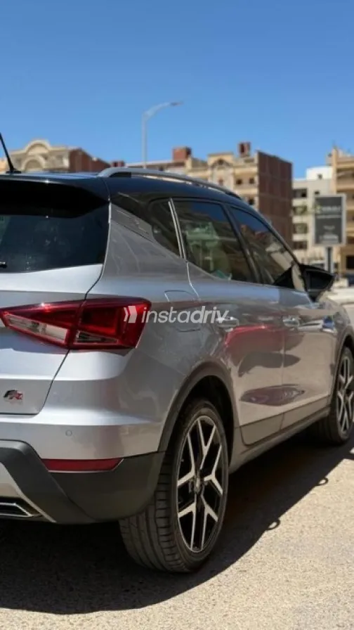سيات ارونا 2021 أبيض مستعملة للبيع - 8