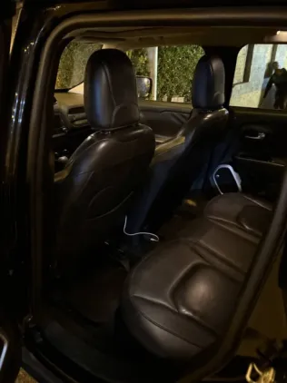Jeep Renegade 2016 Black Used for Sale