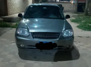هيونداي فيرنا 2006 رمادي مستعملة للبيع