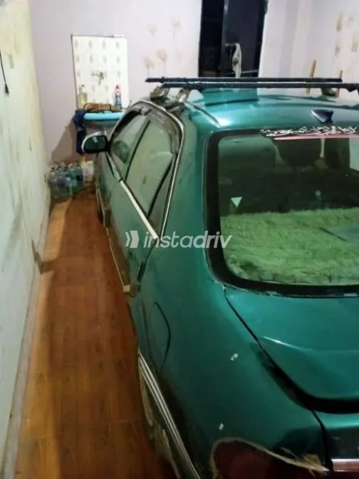 Toyota Corolla 1999 Green Used for Sale - 9