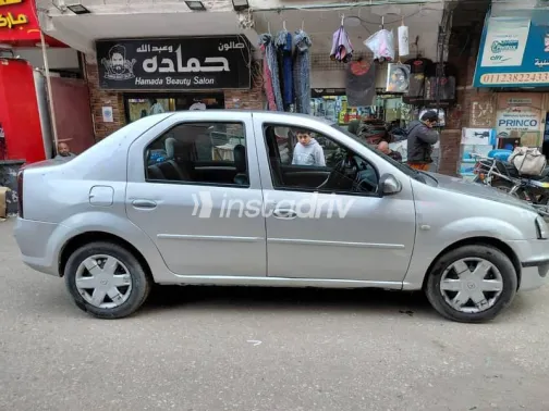 Renault Logan 2014 White Used for Sale - 3