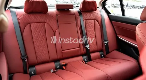 بي ام دبليو I3 2025 أبيض مستعملة للبيع - 5