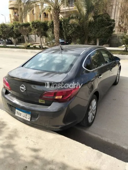Opel Astra 2013 Gray Used for Sale - 7